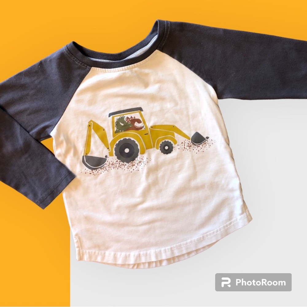 ⭐️3 for $15 ⭐️ Dino 🦕 Tee